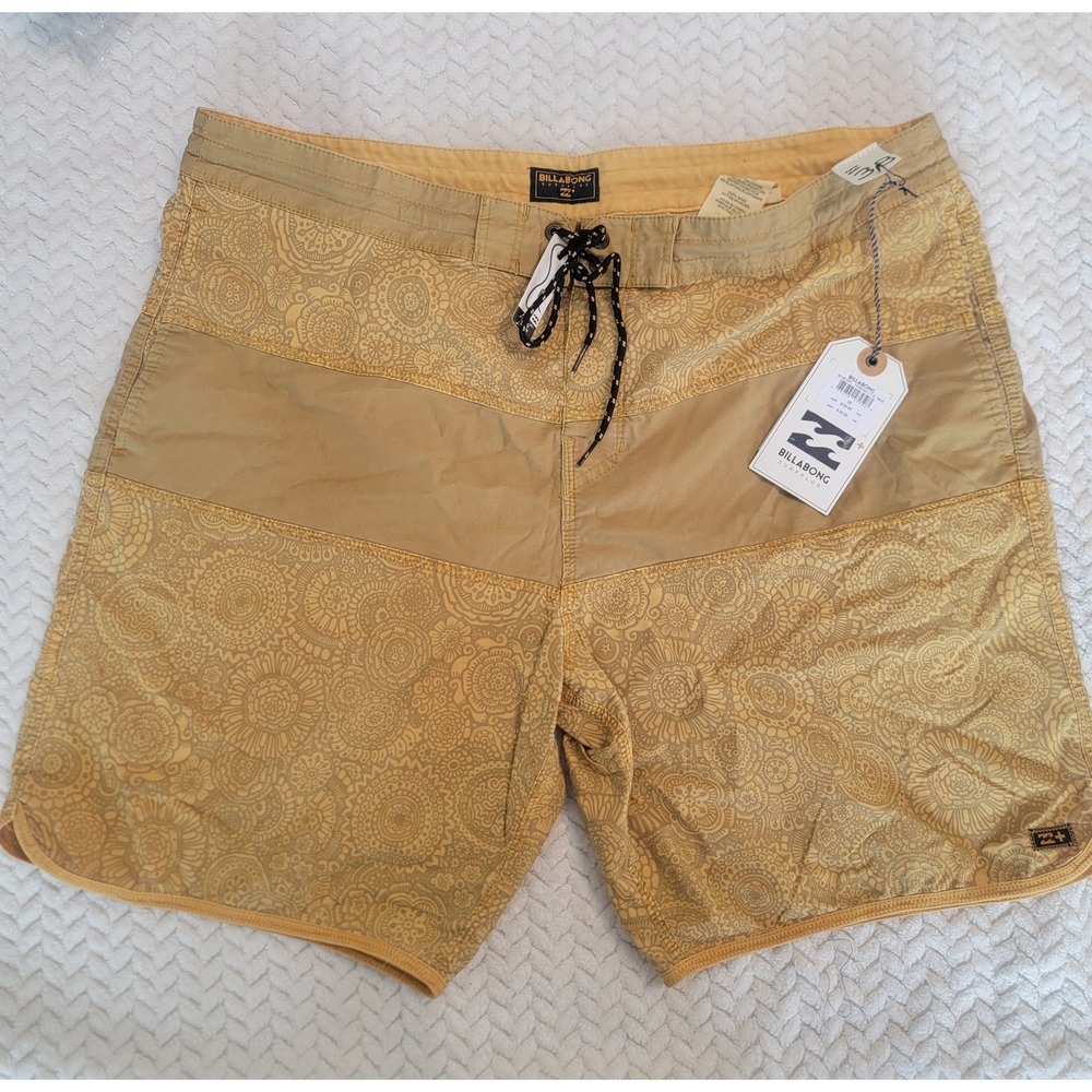 Billabong Mens Board Shorts Size 38 Gold/Bronze Psychedelic MSRP $60 NEW W/ TAG